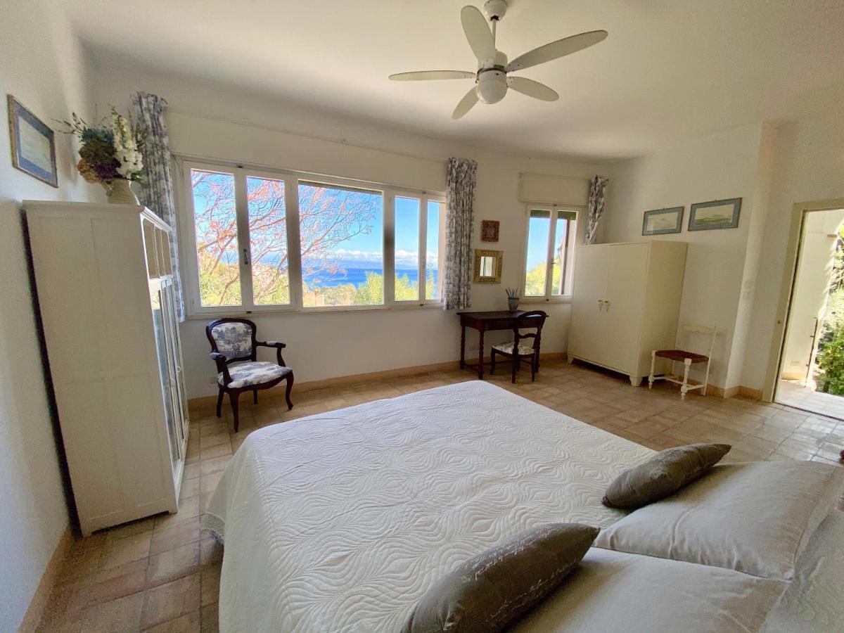 Villa Don Giovanni Taormina Mare ภายนอก รูปภาพ